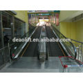 Caminhada em movimento interior para Shopping Mall